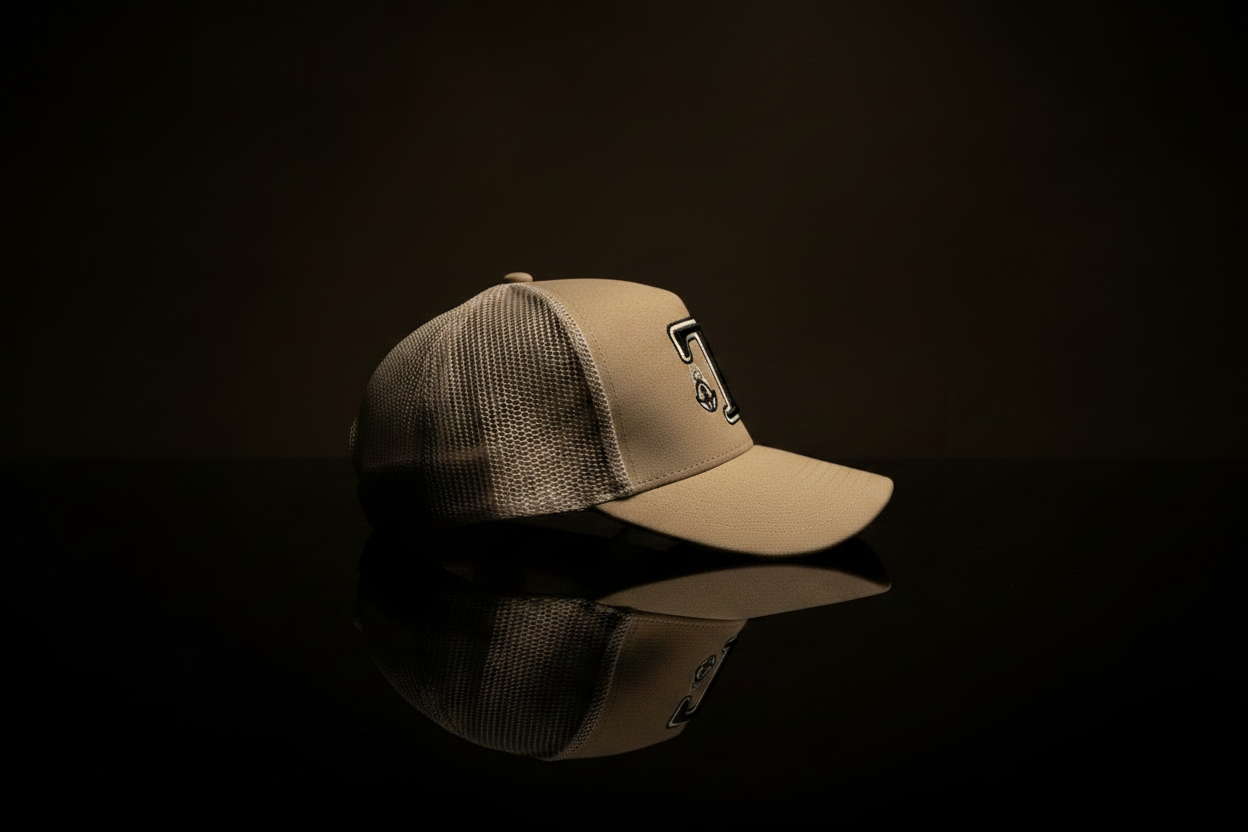 TOKKAP Statement Trucker Cap — Sand